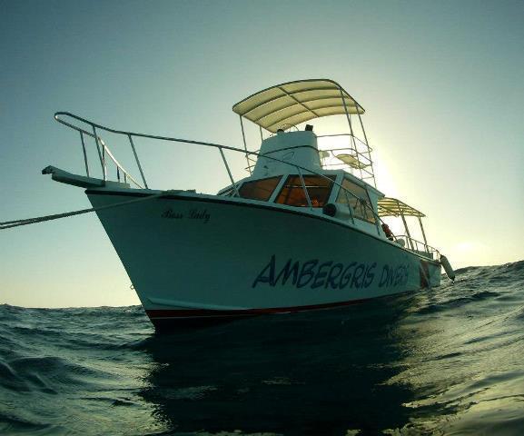 Ambergris Divers Resort Сан-Педро Екстер'єр фото